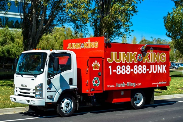 Junk Removal For Hoas