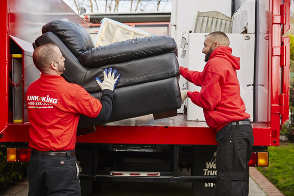 Why Hiring a Professional Junk Hauler Is Worth It